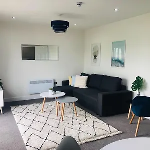 https://opulent-apartments-sheffield-centre.yorkshirehotels.net